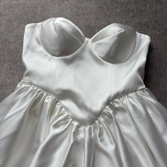 Meshki White Strapless Mini Dress - Picture 4 of 8